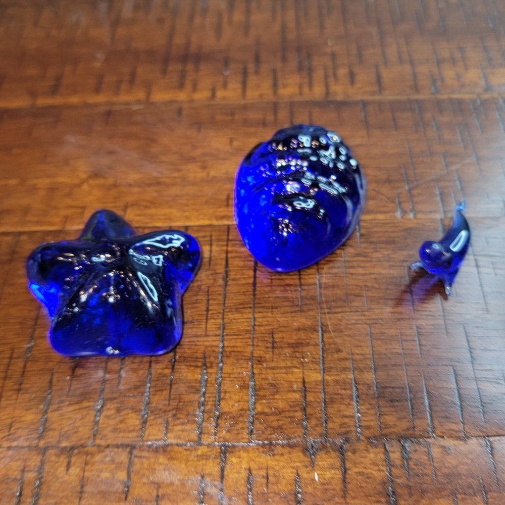 Set of 3 Cute Vintage Cobalt Blue Glass Figurines, Sea Shell, Starfish and Seal